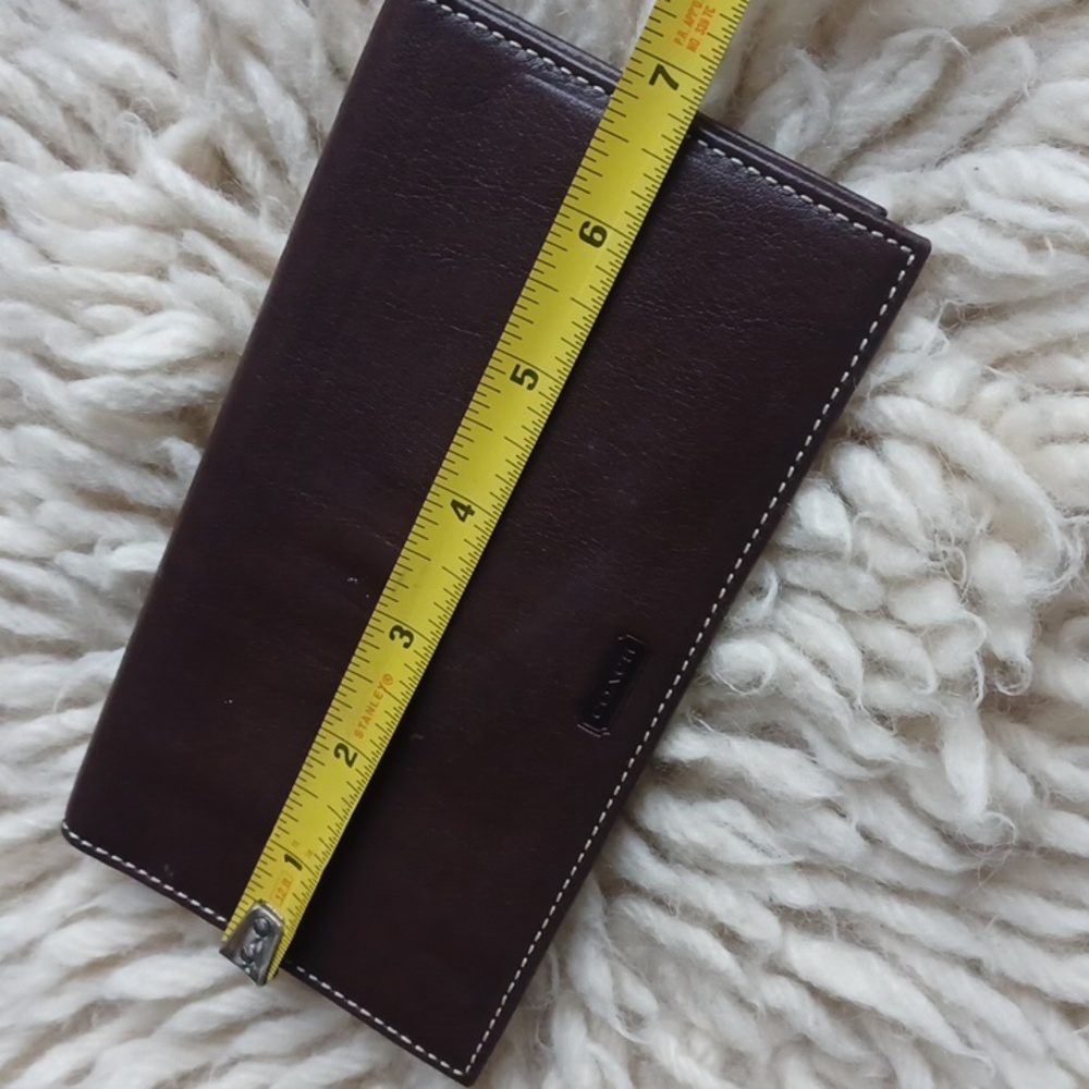 Coach Checkbook  cover - Picture 8 of 11